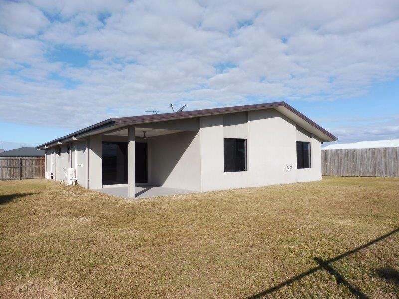 23 Amelia Drive, Mirani QLD 4754