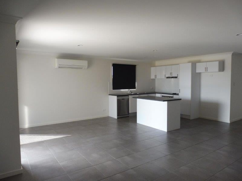 23 Amelia Drive, Mirani QLD 4754