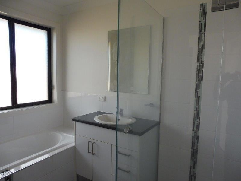 23 Amelia Drive, Mirani QLD 4754