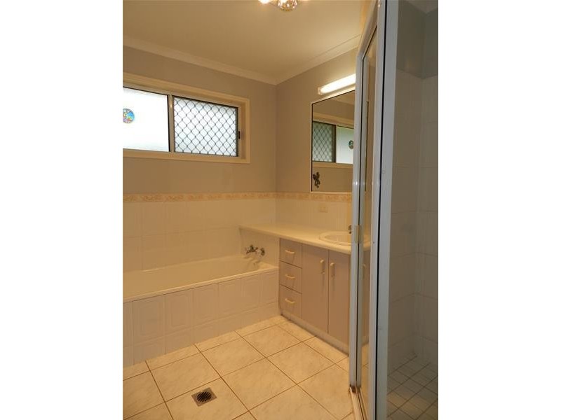 44 West Street, Sarina QLD 4737