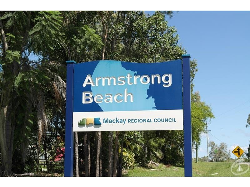 3 Crescent Street, Armstrong Beach QLD 4737