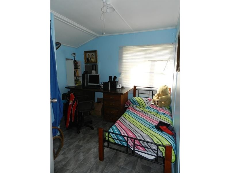 1 Zelma Street, Grasstree Beach QLD 4740