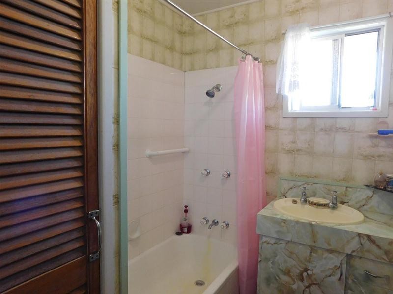 36 Petersen Street, Sarina QLD 4737