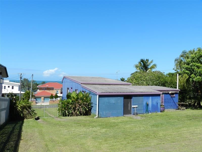 42 Westcott Avenue, Campwin Beach QLD 4737