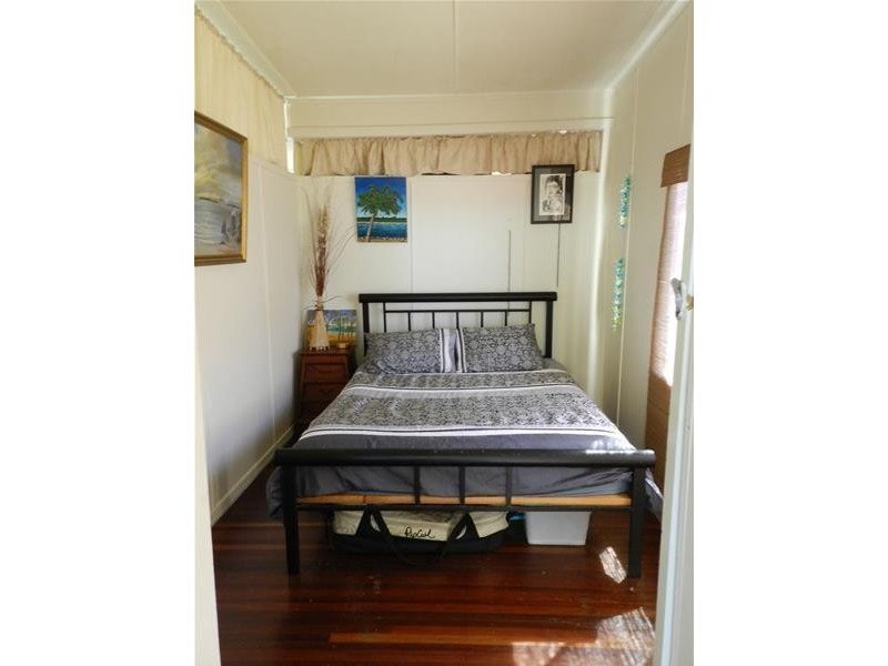 42 Westcott Avenue, Campwin Beach QLD 4737