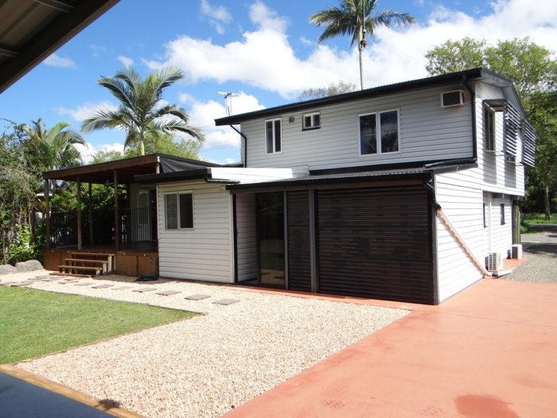 25910 Peak Downs Highway, Alexandra QLD 4740