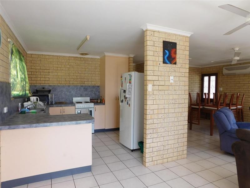 14 Deguara Avenue, Armstrong Beach QLD 4737