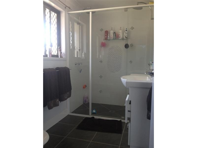 16 Waverley Street, St Lawrence QLD 4707