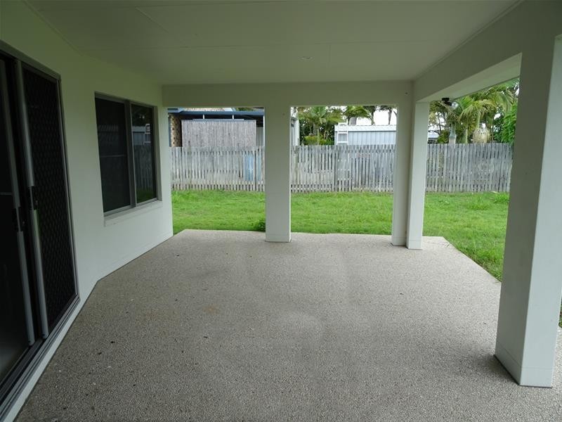 54 Rasmussen Avenue, Hay Point QLD 4740