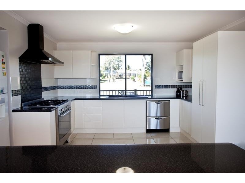 12 Morris Street, Campwin Beach QLD 4737