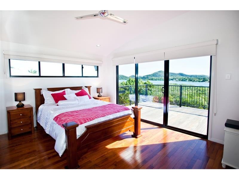 12 Morris Street, Campwin Beach QLD 4737