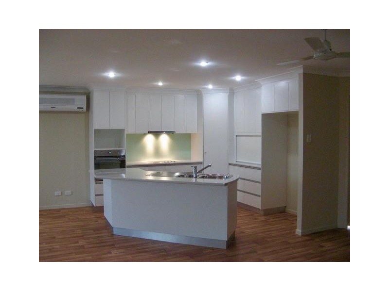 7 Sidon Court, Ooralea QLD 4740