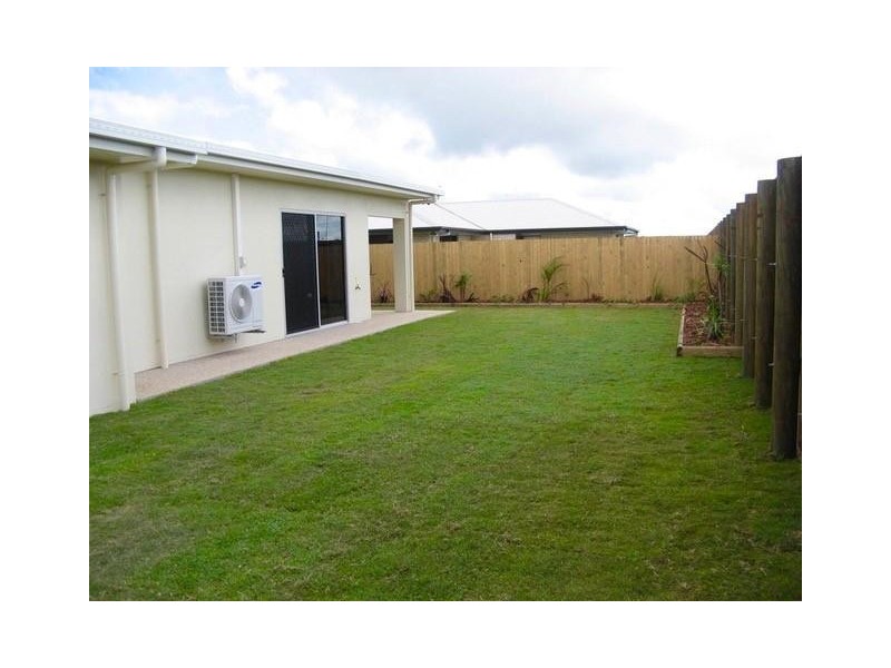 7 Sidon Court, Ooralea QLD 4740