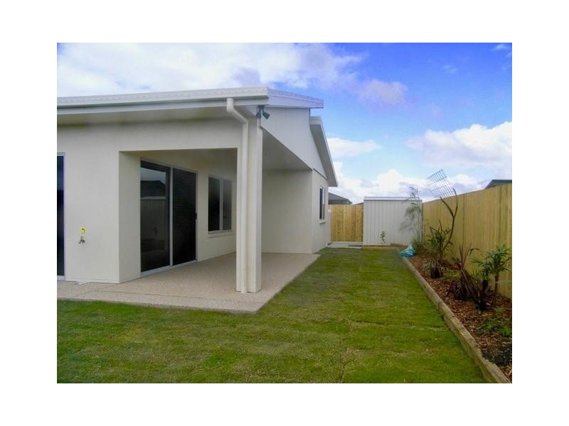 7 Sidon Court, Ooralea QLD 4740
