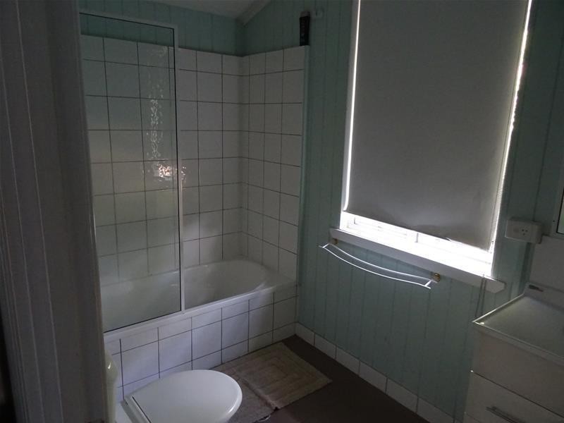 19 St Lawrence Street, Nebo QLD 4742