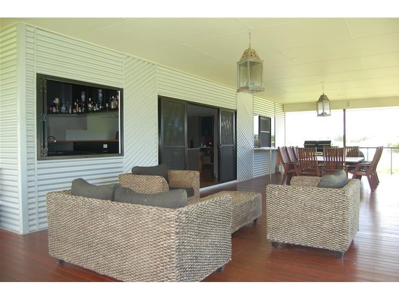 92555 Bruce Highway, Mackay QLD 4740