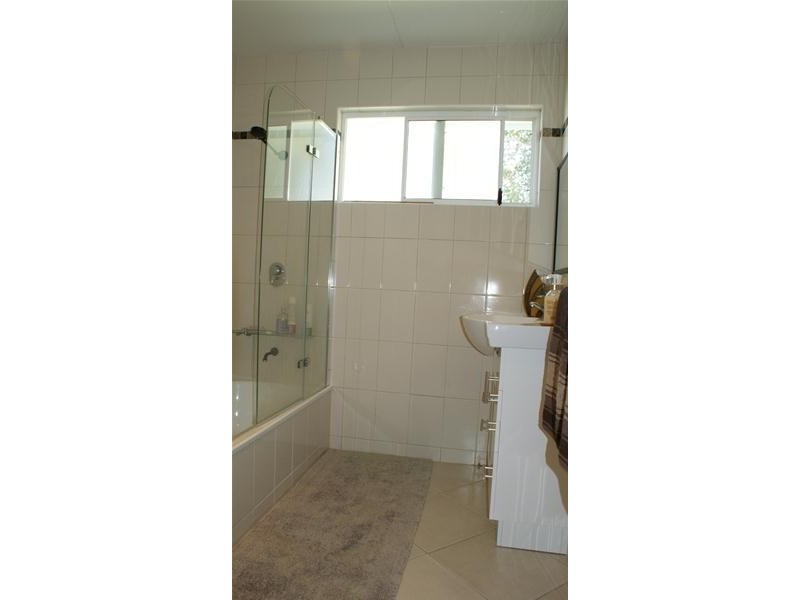 1 Hillside Drive, Grasstree Beach QLD 4740