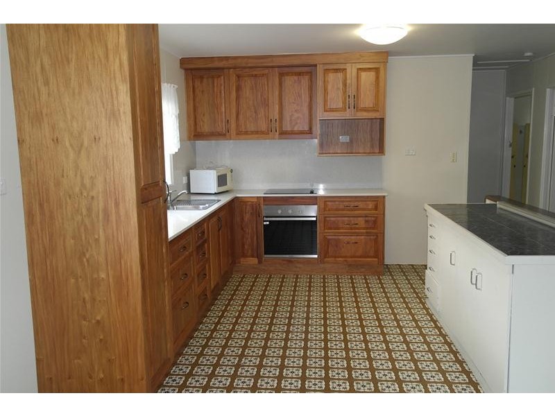 74 The Esplanade, Grasstree Beach QLD 4740