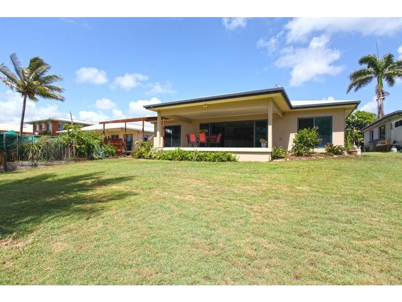 35 Rasmussen Avenue, Hay Point QLD 4740