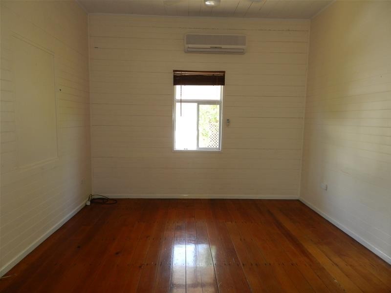 6 Swan Street, Armstrong Beach QLD 4737