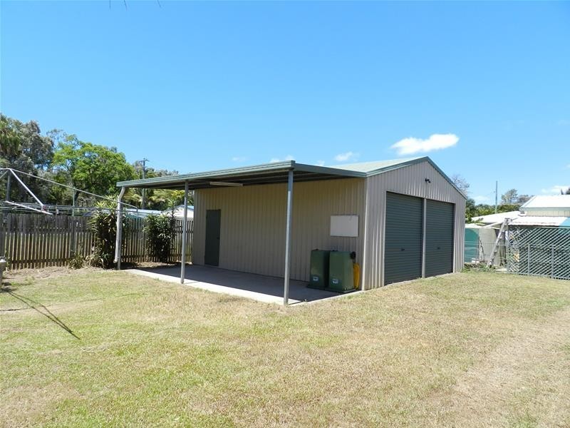 6 Swan Street, Armstrong Beach QLD 4737