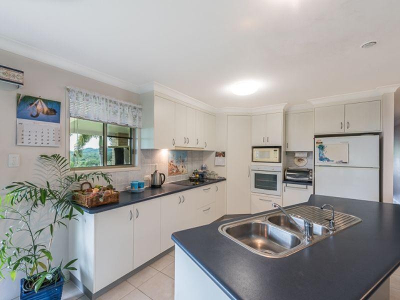 116 Cape Hillsborough Road, Ball Bay QLD 4741