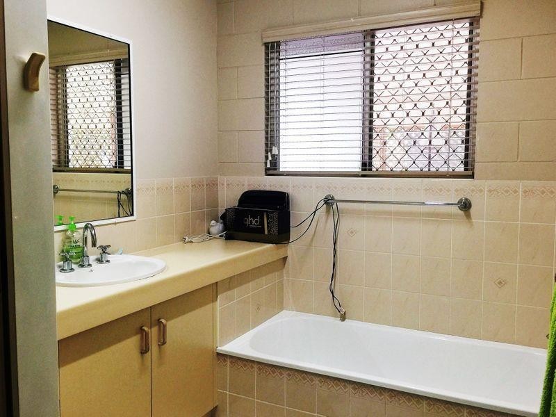 41 Windsor Drive, Hay Point QLD 4740