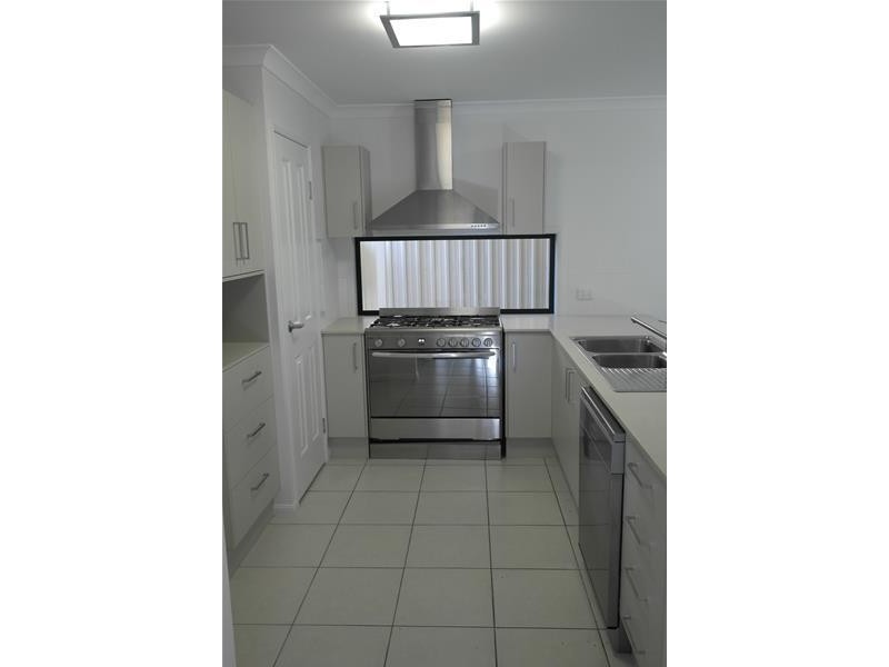 2 Maudsley Road, Sarina QLD 4737