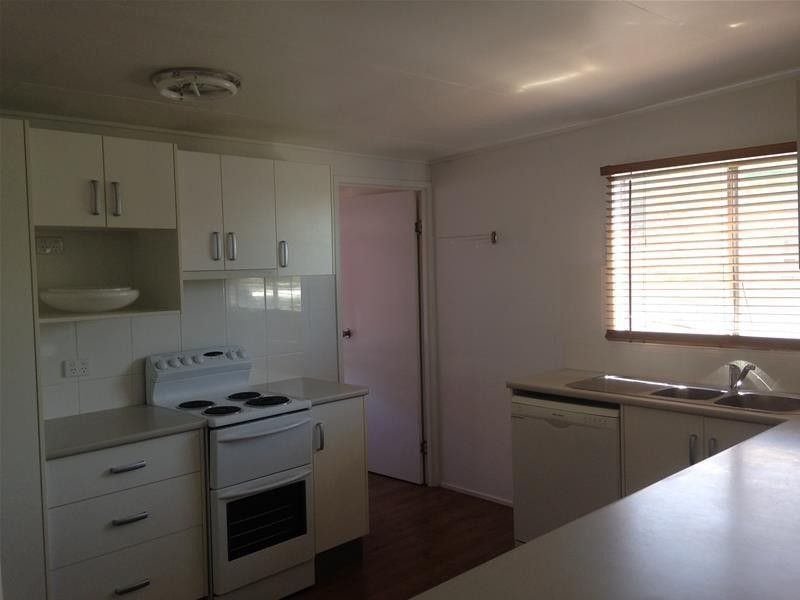 2 McCarthy Street, Hay Point QLD 4740