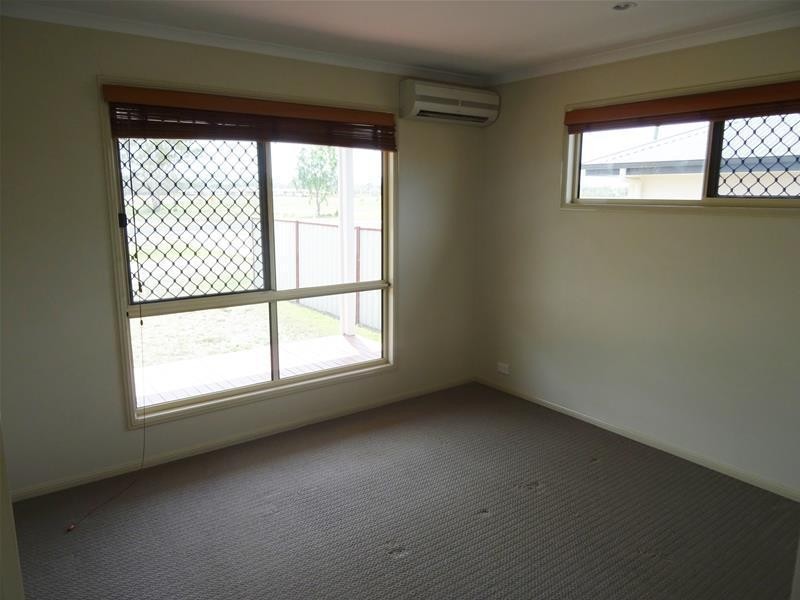 76 Oxford Street, Nebo QLD 4742