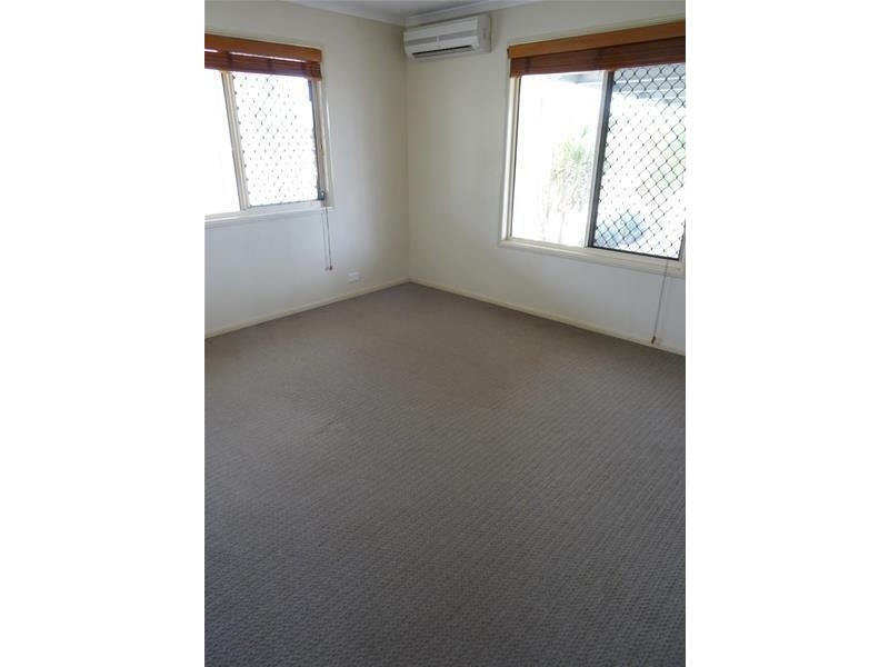 76 Oxford Street, Nebo QLD 4742