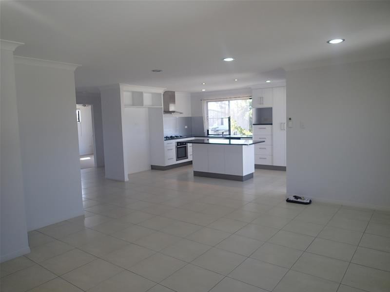 103 Zelma Street, Grasstree Beach QLD 4740