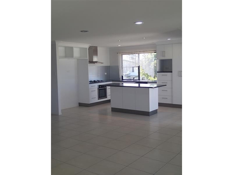 103 Zelma Street, Grasstree Beach QLD 4740