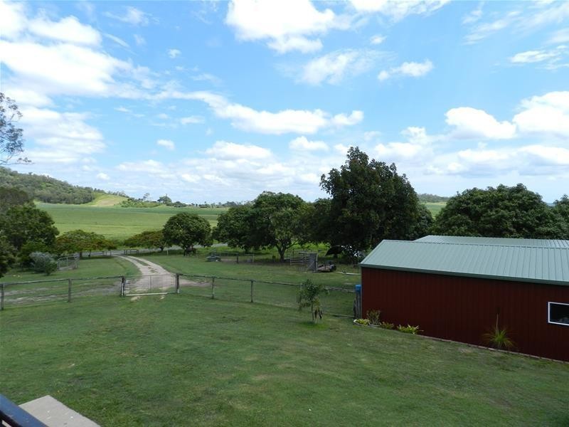 386 West Plane Creek Road, Sarina QLD 4737