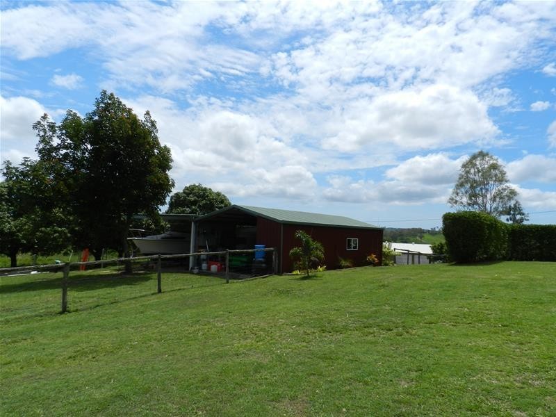 386 West Plane Creek Road, Sarina QLD 4737