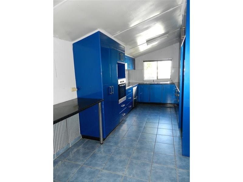 146 Broad Street, Sarina QLD 4737