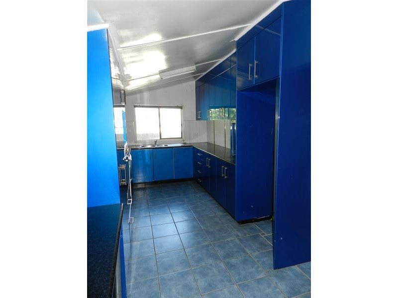 146 Broad Street, Sarina QLD 4737