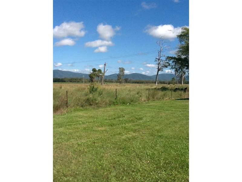 34 Perry Road, Sarina QLD 4737