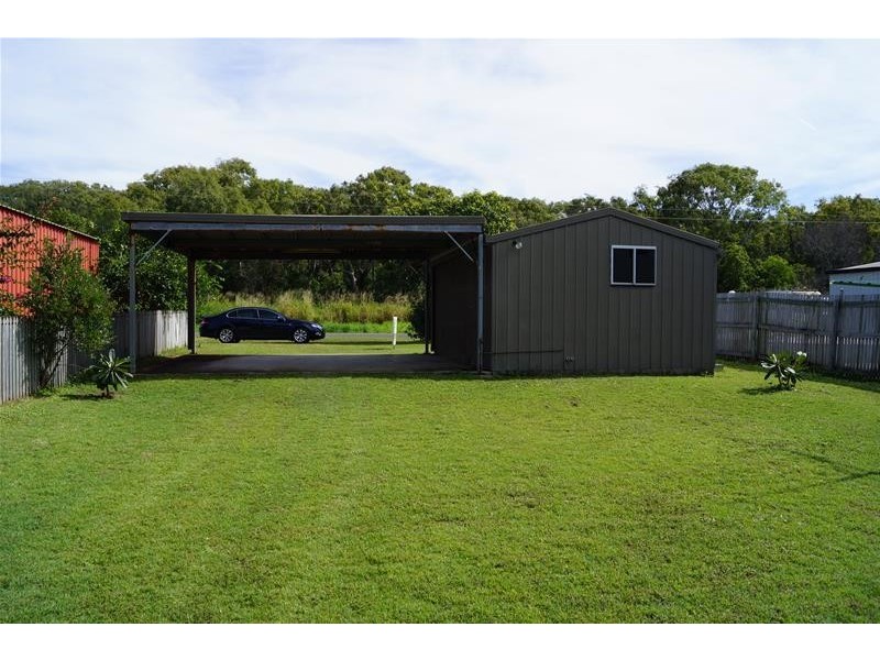 25 Zelma Street, Grasstree Beach QLD 4740