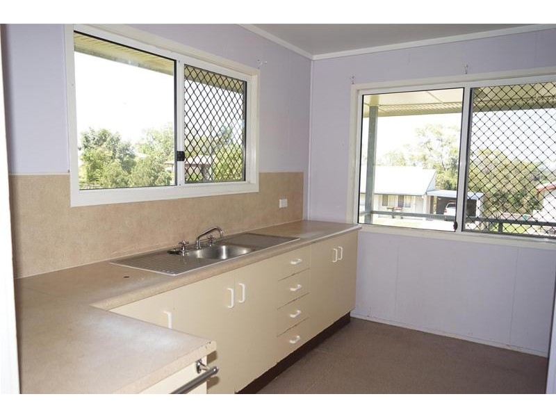 34 Utah Avenue, Sarina QLD 4737