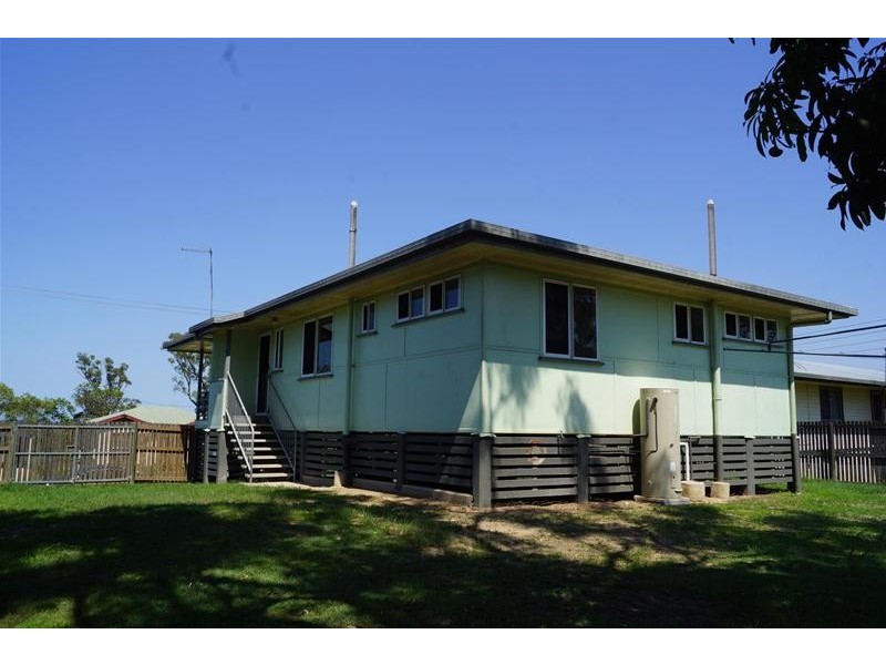 34 Utah Avenue, Sarina QLD 4737