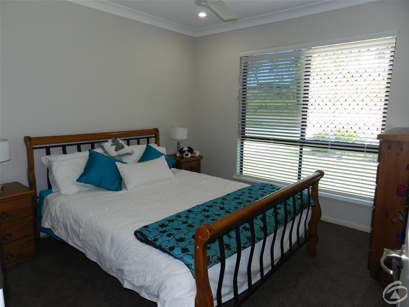 62 Panoramic Drive, Sarina QLD 4737