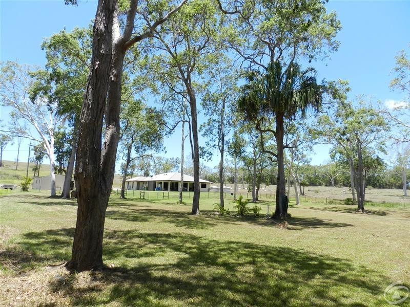 62 Panoramic Drive, Sarina QLD 4737