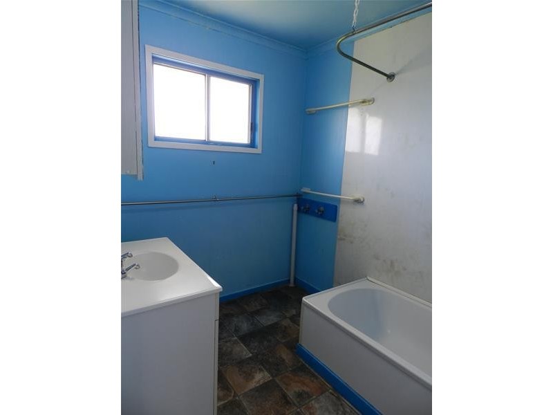 1 Armstrong Beach Road, Sarina QLD 4737