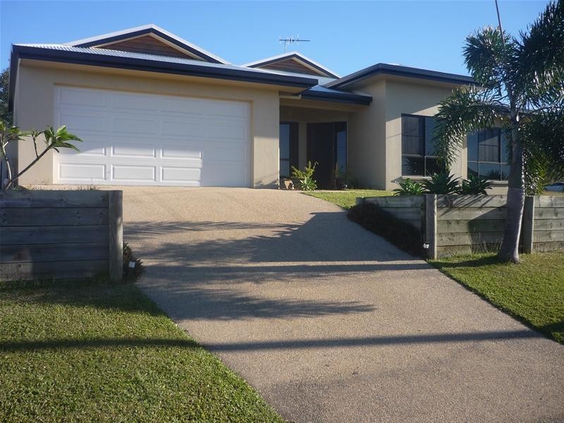 41 Brooksfield Drive, Sarina Beach QLD 4737