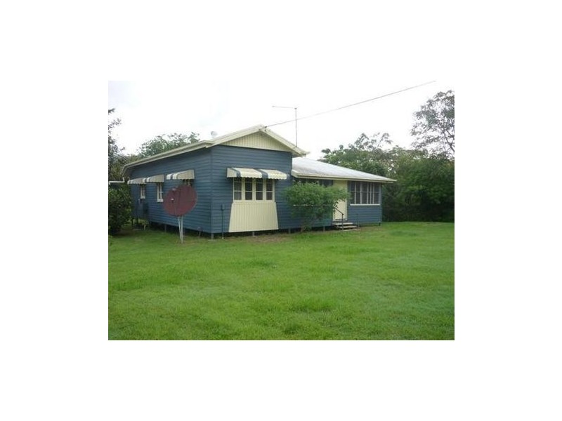 246 West Plane Creek Road, Sarina QLD 4737