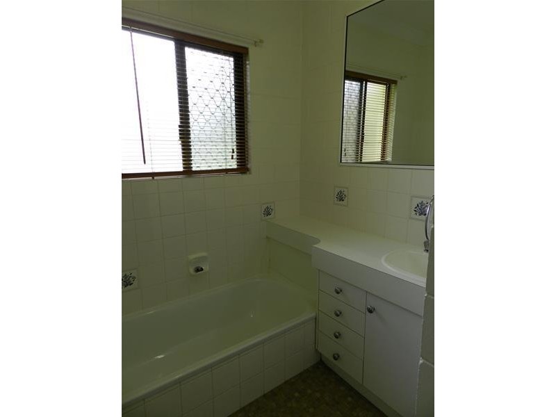 8 Elm Drive, Andergrove QLD 4740