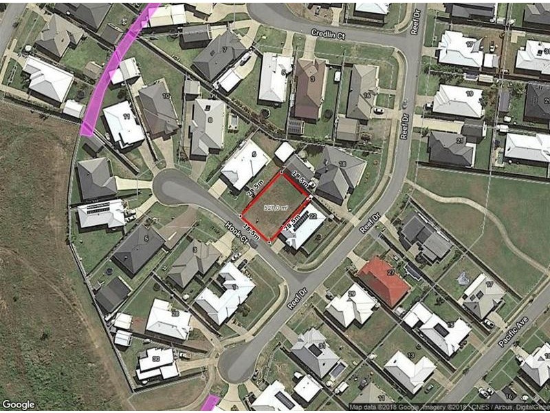 4 Hook Court, Sarina QLD 4737