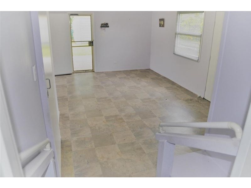 76 Broad Street, Sarina QLD 4737