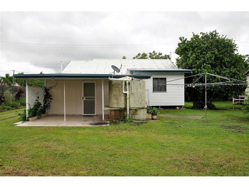 76 Broad Street, Sarina QLD 4737